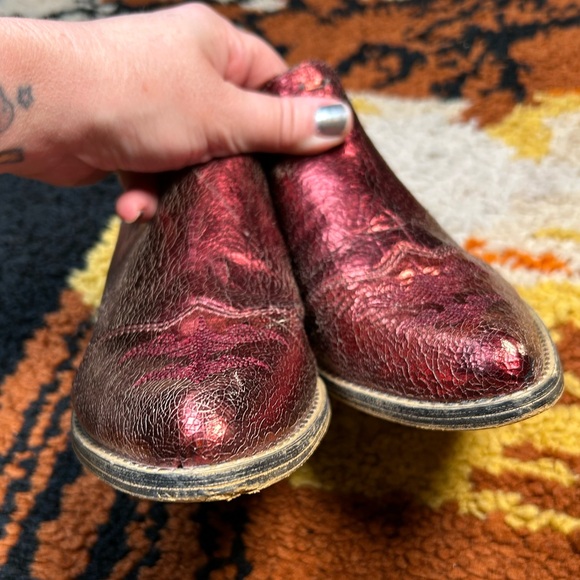 VERY VOLATILE, cracked, Western stacked mules!! - Picture 4 of 12